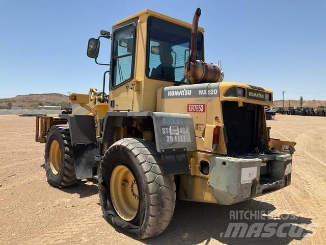 Komatsu WA120 Chargeuse sur pneus
