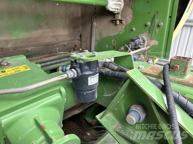 Krone V1500MC Presse à balle ronde