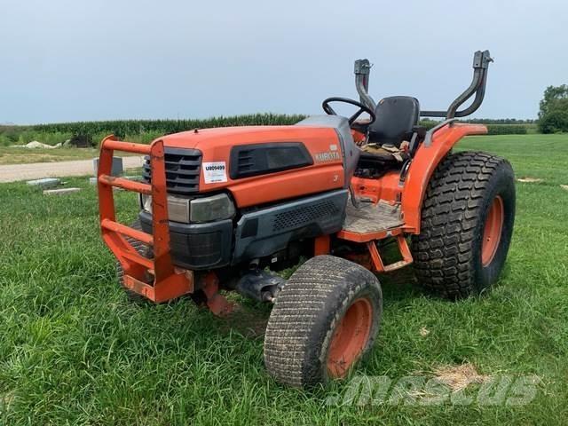 Kubota L3130D Micro tracteur