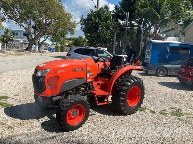 Kubota L3301D Micro tracteur