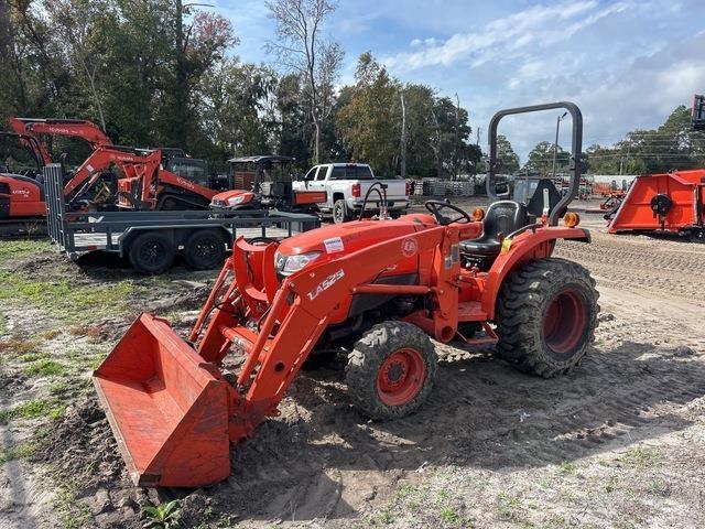 Kubota L3301DT Micro tracteur