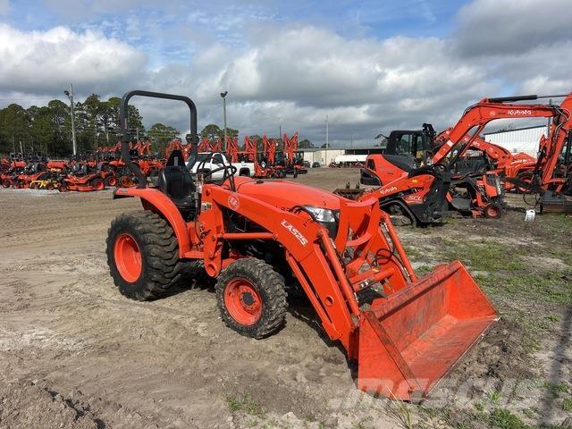 Kubota L3301DT Micro tracteur