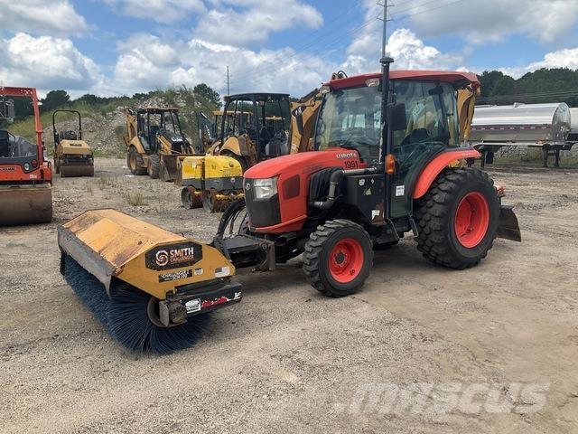 Kubota L5460 Balayeuses d'intérieur