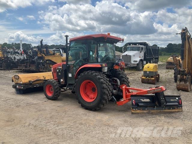 Kubota L5460 Balayeuses d'intérieur