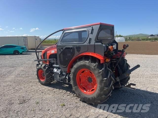 Kubota M5-111N Tracteur