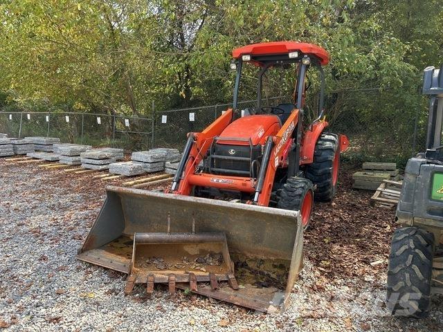 Kubota M62 Tracteur