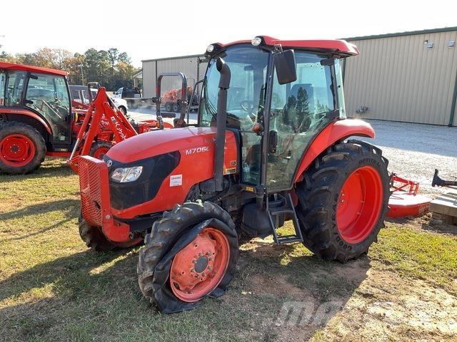 Kubota M7060D Micro tracteur