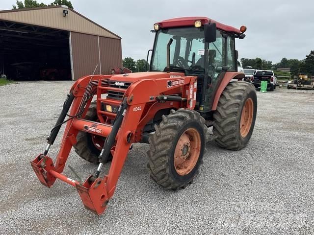 Kubota M9000 Tracteur