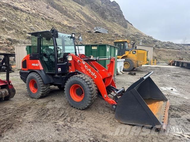 Kubota R640 Chargeuse sur pneus