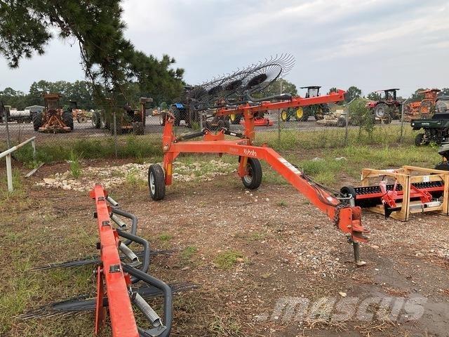 Kubota RA110CR Rateau faneur