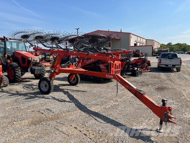 Kubota RA210CR Rateau faneur