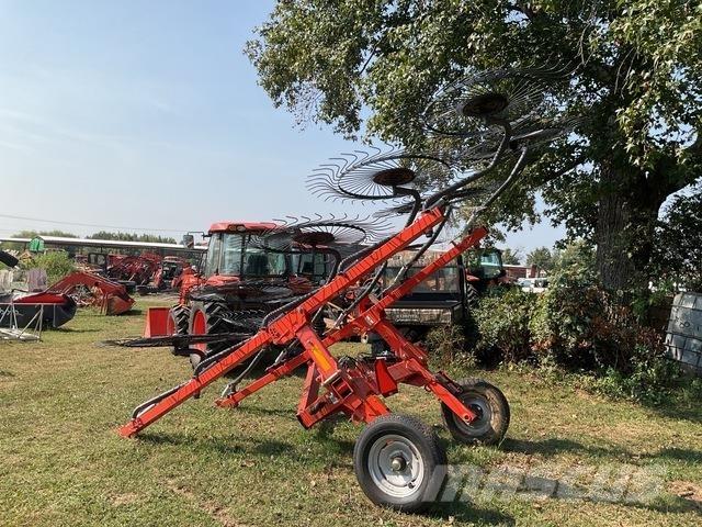 Kubota RA210CR Rateau faneur
