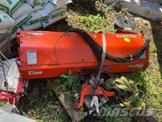 Kubota V5260 Balayeuse / Autolaveuse
