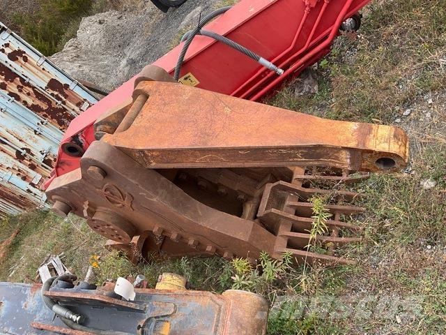 Labounty RCS80 Concasseur de Travaux Publics