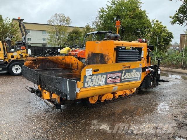 LeeBoy 5300 Finisseur