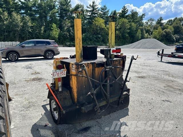LeeBoy L250T Véhicules de transport de matériaux