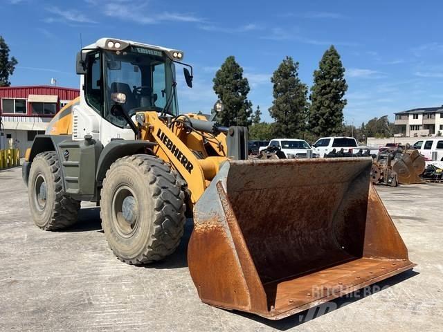 Liebherr L546 Chargeuse sur pneus