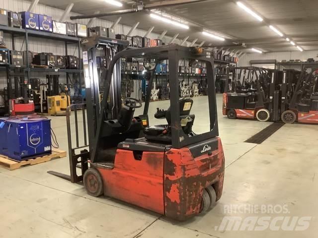 Linde E18 Chariots élévateurs électriques