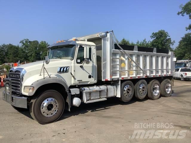 Mack  Camion benne