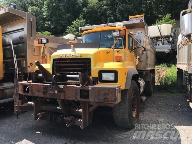 Mack 600 Chasse neige