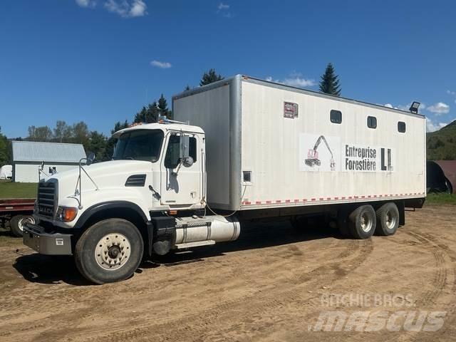 Mack 700 Utilitaire benne