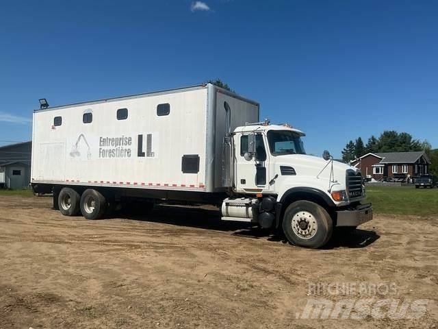 Mack 700 Utilitaire benne