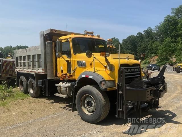 Mack 700 Chasse neige