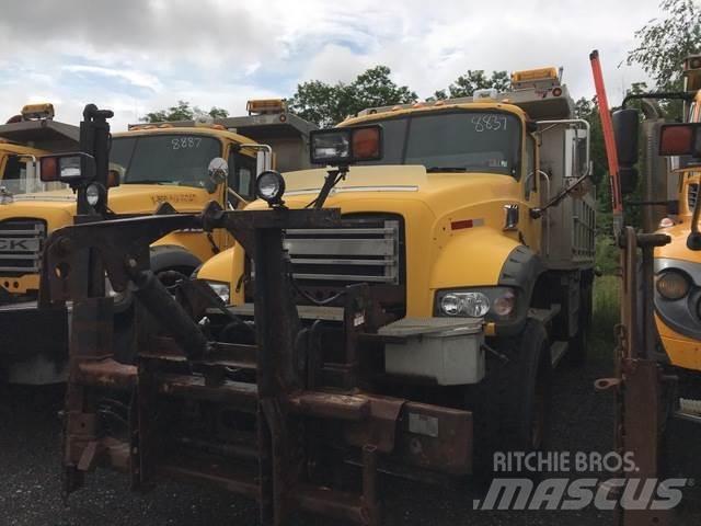 Mack 700 Chasse neige
