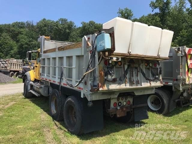 Mack 700 Chasse neige