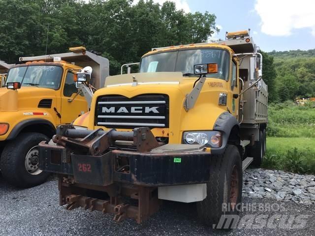 Mack 700 Chasse neige