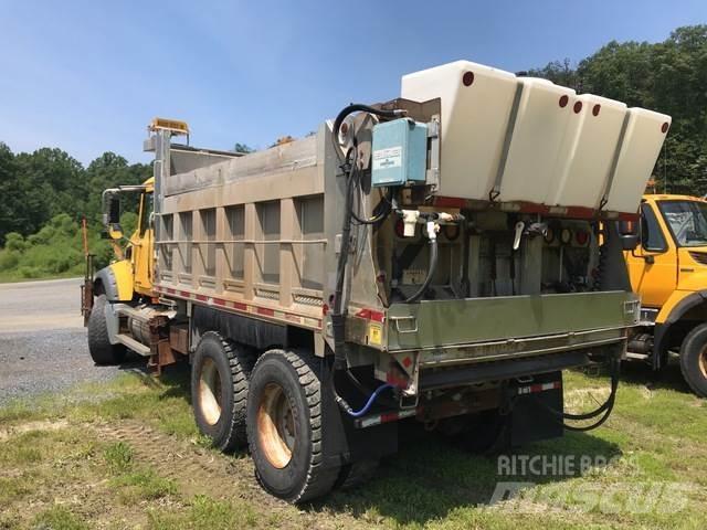 Mack 700 Chasse neige