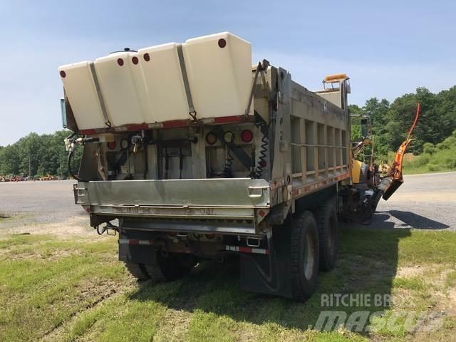 Mack 700 Chasse neige