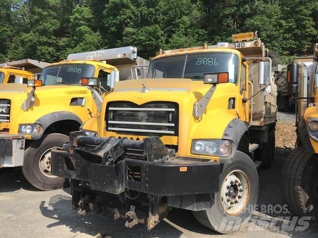 Mack 700 Chasse neige