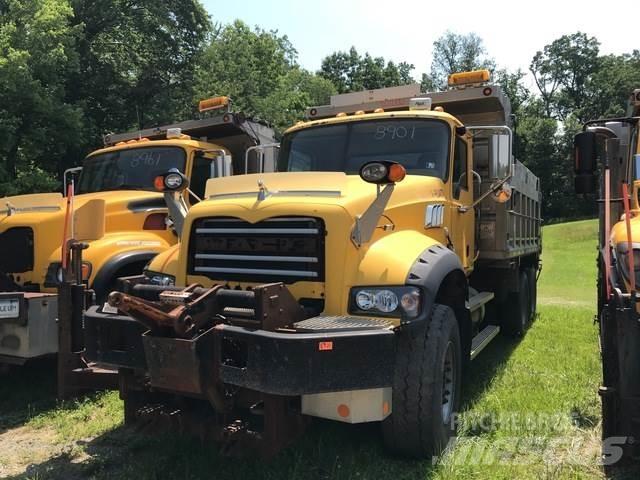 Mack 700 Chasse neige