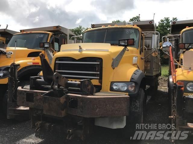 Mack 700 Chasse neige