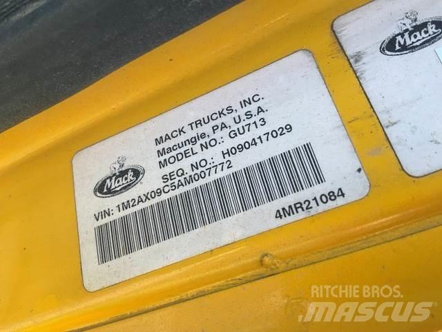 Mack 700 Chasse neige