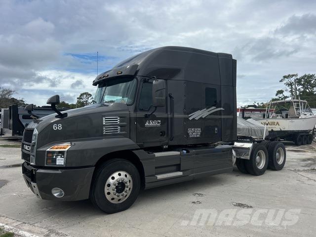 Mack AN64T Tracteur routier