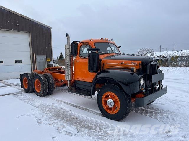 Mack B615T Tracteur routier