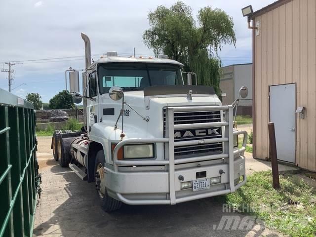 Mack CH613 Tracteur routier