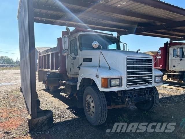 Mack CHU613 Camion benne