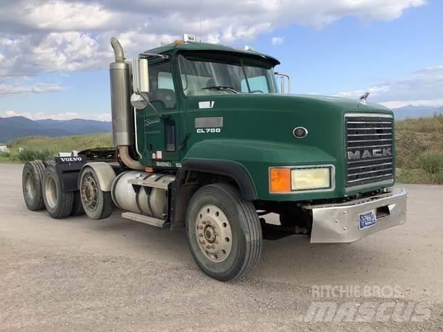 Mack CL733 Tracteur routier