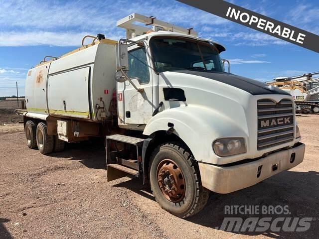 Mack CSMR Motrici cisterna