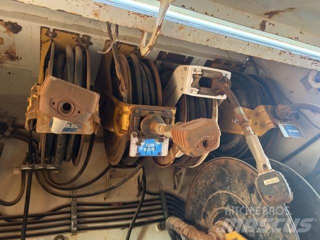 Mack CSMR Motrici cisterna