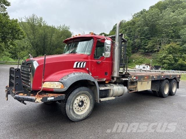 Mack CT713 Camion dépannage