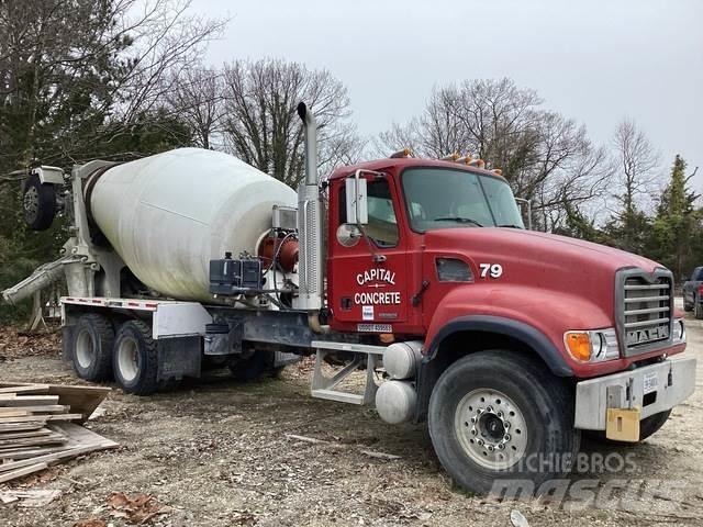 Mack CV513 Autre camion