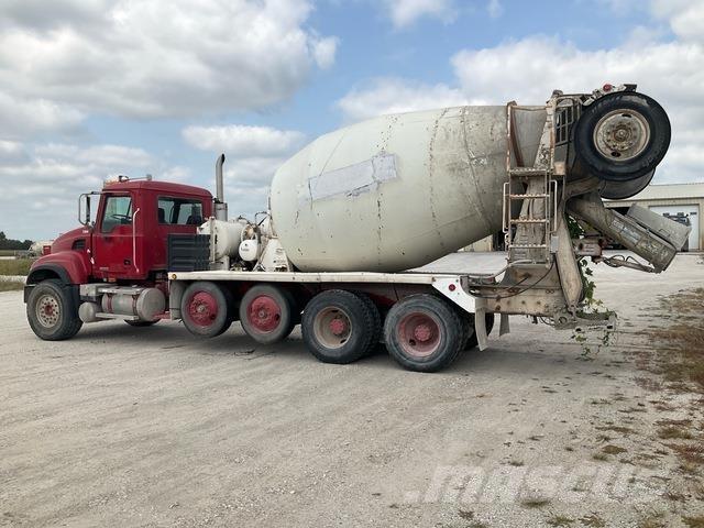 Mack CV513 Autre camion