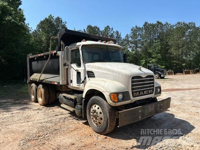 Mack CV700 Camion benne