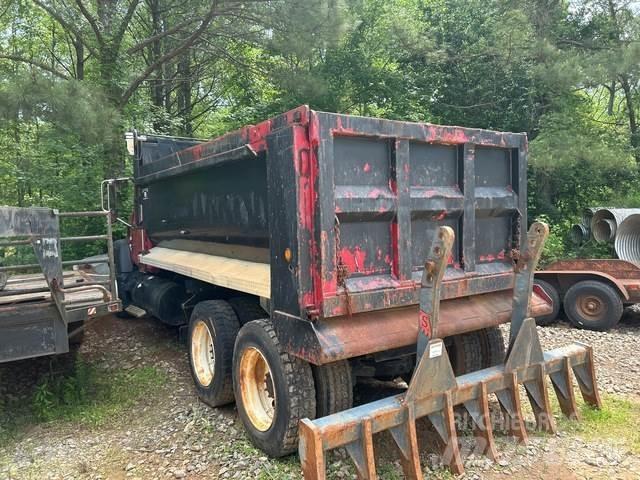 Mack CV700 Camion benne