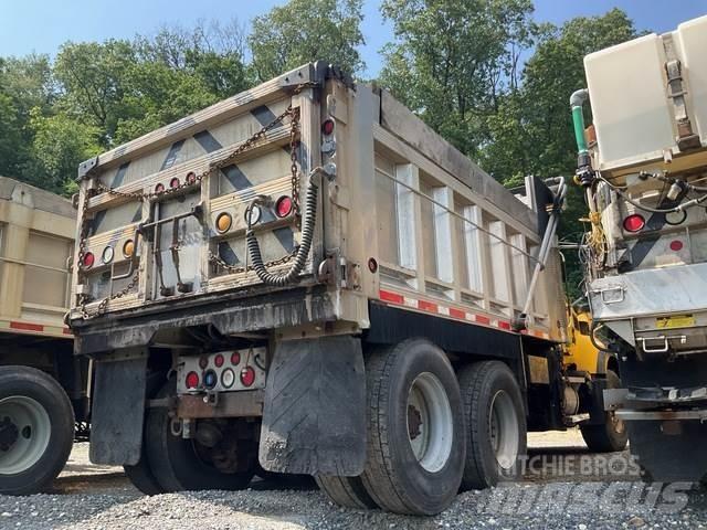 Mack CV700 Chasse neige