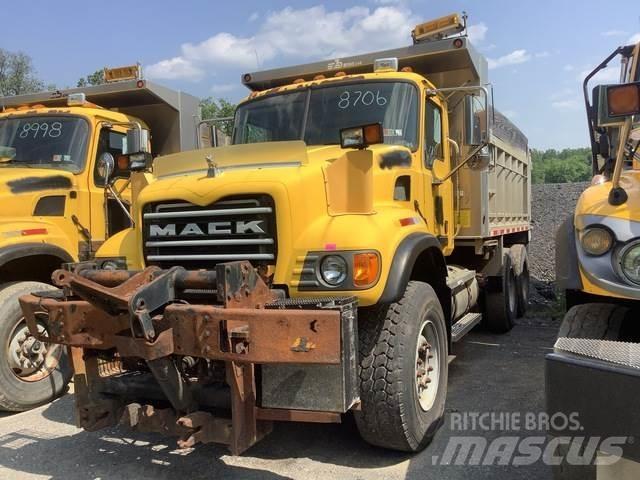 Mack CV700 Chasse neige